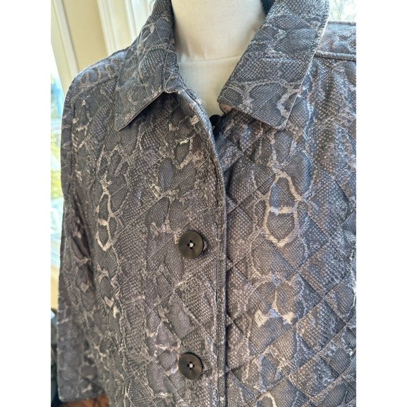 $159 NWT Chico's Quilted Python LS Animal Print‎ Outerwear Jacket, Size 4 20/22 - Picture 1 of 7